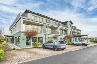 Seehotel Niedernberg - Das Dorf am See Отели в г. Эрленбах-на-Майне