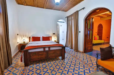 Riad Dar Etto Отели в г. Ghazoua