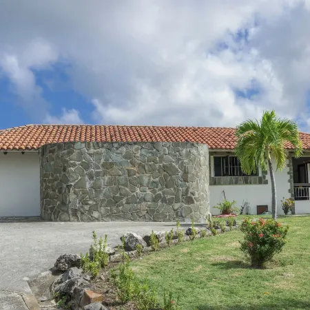 Spanish-Style Ocean View Villa Set in Garden - Calypso Court 3 Bedroom Villa by RedAwning