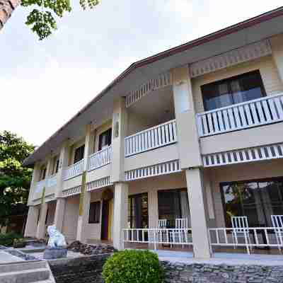 เกาะไหง แฟนตาซีรีสอร์ท แอนด์ สปา (Koh Hai Fantasy Resort and Spa) Hotel Exterior