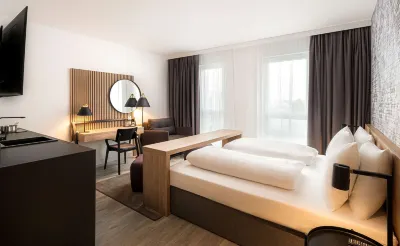 Elaya Hotel Augsburg Hotels in Königsbrunn