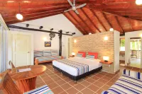La Mar de Bien Hotels near Valencia Brook's Waterfalls