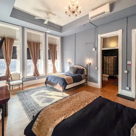 The Oliver Inn