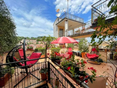 Central Spoleto Apartment with Large Sunny Terrace with Views