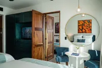 Flamboyan Hotel & Residences Hotels near Presa