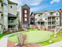 A Lovely Studio with Full Kitchen & AC