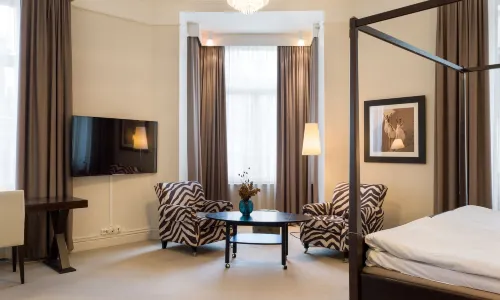 Elite Hotel Knaust