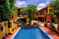 Posada las Margaritas Hotels in Tonalá
