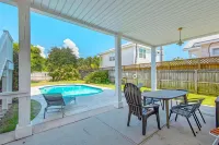 The Alexander - Private Pools