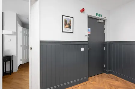 312 Reids Corner - by StayDunfermline