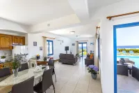 Diana Seaside Villas Hotels in Pomos