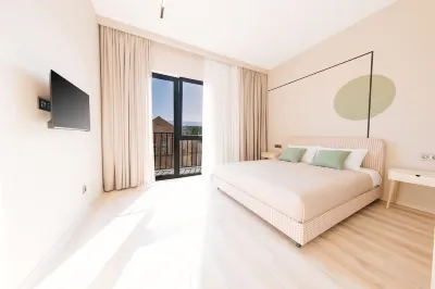 Doors Hotel Hotels near ვიშლისთი - wishlist