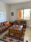 Sunny 4-Bedroom Townhouse in Marina2 - North Coast - Families Only - Homestays