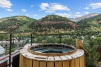 The Auberge Residences at Element 52