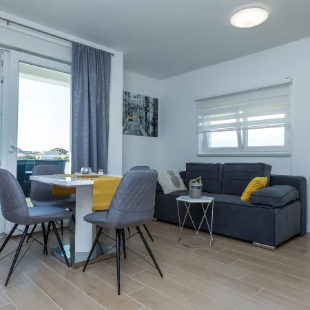 Apartments & Rooms Villa Casia