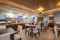 Holiday Inn Express Redwood City-Central Hotels in Redwood City