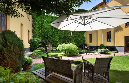 Penzión Hradbová Residence & Spa Отели рядом с достопримечательностью «Восточнословацкий музей»