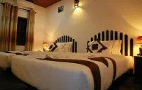 Green Mo Holiday Inn Hotels in Dikwella