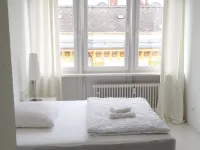 Business Hostel Wiesbaden One Hotels near Mitte