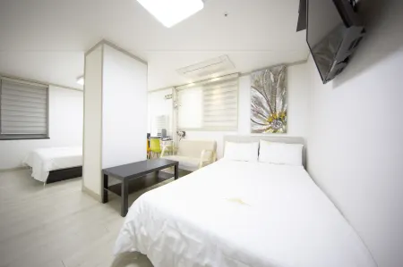 Inn the City Business Hotel