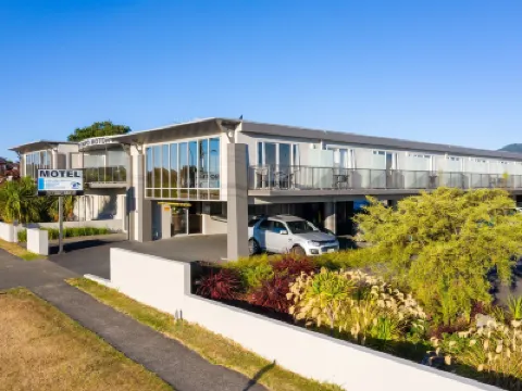 Lake Taupo Motor Inn Отели в г. 