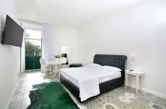 巴巴雷拉之家酒店 鄰近拿坡裡海岸長廊的酒店