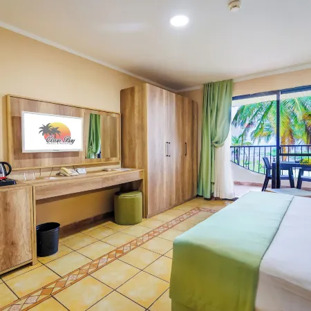 Ocean Bay Hotel & Resort Hotels in Bakau