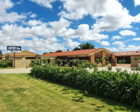 Werribee Park Motor Inn ウェリビーのホテル