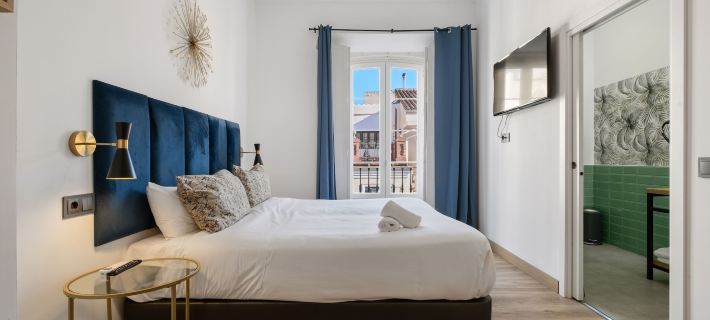 Malaga City Suites Отели в г. Малага