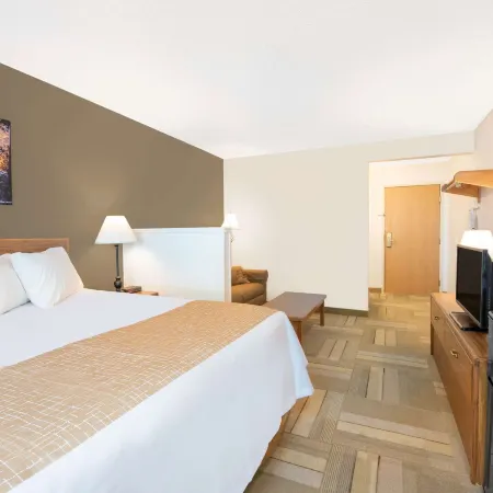 Travelodge by Wyndham Spearfish Hotels in Spearfish