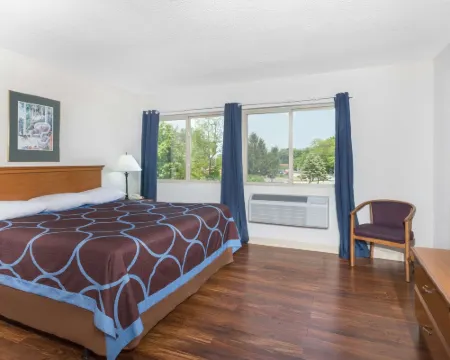 Super 8 by Wyndham Kingston キングストンのホテル