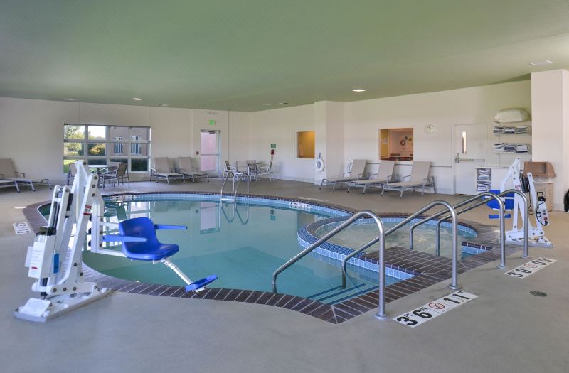 Holiday Inn Express & Suites Stevens Point by IHG photo 5