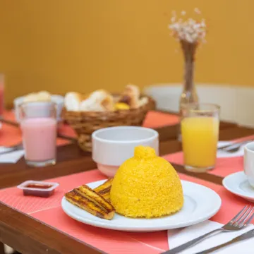 Verano Pajuçara by Tropicalis