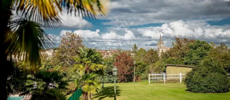 Logis Hôtels- Hôtel et Restaurant Domaine de Fompeyre Отели в г. Сигалан