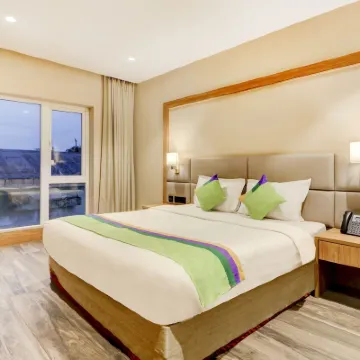 Treebo Radhe Palace 鄰近杜姆杜姆的酒店