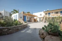 Alexandros Mykonos Hotels in Klouvas