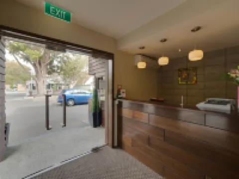 เดอะ โบลค็อทท์ ลอดจ์ โรงแรมในโลเวอร์ฮัตต์