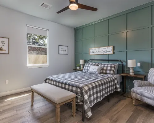 Madison Square Hotels near Austin Park