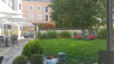 Hotel du Parc - Mulhouse Centre Отели рядом с достопримечательностью «Cité de l'Automobile»