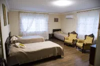 Art House Kutateli - Homestays