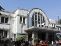 Twins Hotel Hotels near Wayang Museum