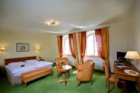 Kurhaus Dr. Petershofer Hotel di Timelkam