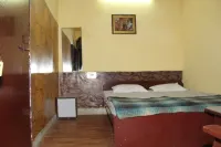 Hotel Raj Bed & Breakfast