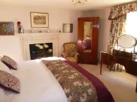 The Old Vicarage B&B Hotels in Buxton