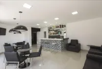 Monte Serrat Hotel - bar
