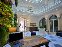 El Armador Casa Palacio by Luxury Suites Cádiz Hotels near Falla Theater