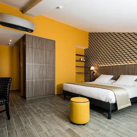 Unique Hôtel Résidence & Spa