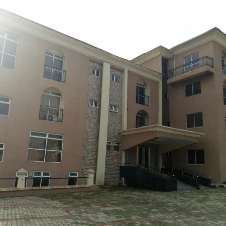 Modroy Hotel and Suites