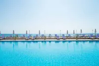 The Palace Hotel, Sunny Day - 5-Star