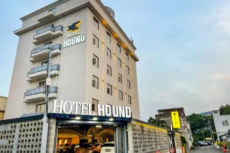 Suncheon Hound Hotel Suncheon Station Branch Отели в г. Сунчхон